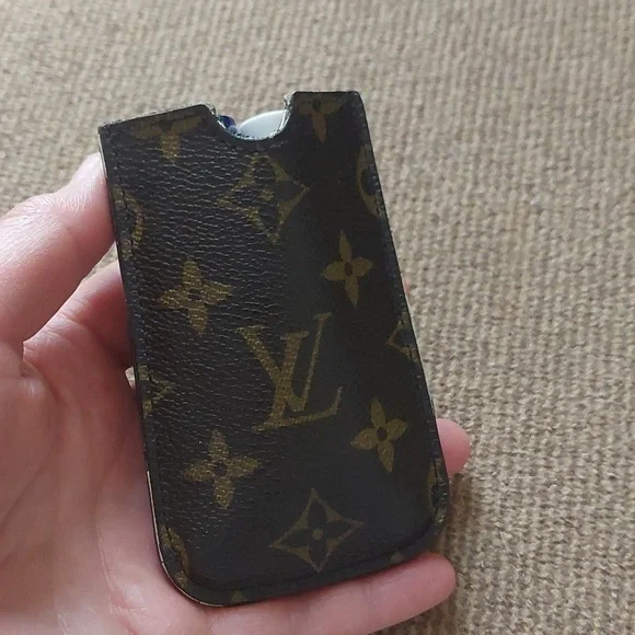 Louis Vuitton Card Holder/Pouch *FINAL PRICE* - Picture 12 of 14
